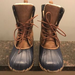 Waterproof duck boots